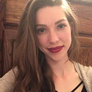 Meet your Posher, Kaleigh